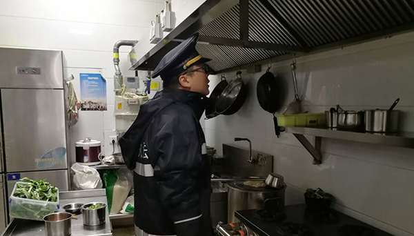 静电油烟净化器维护与注意事项的分享！